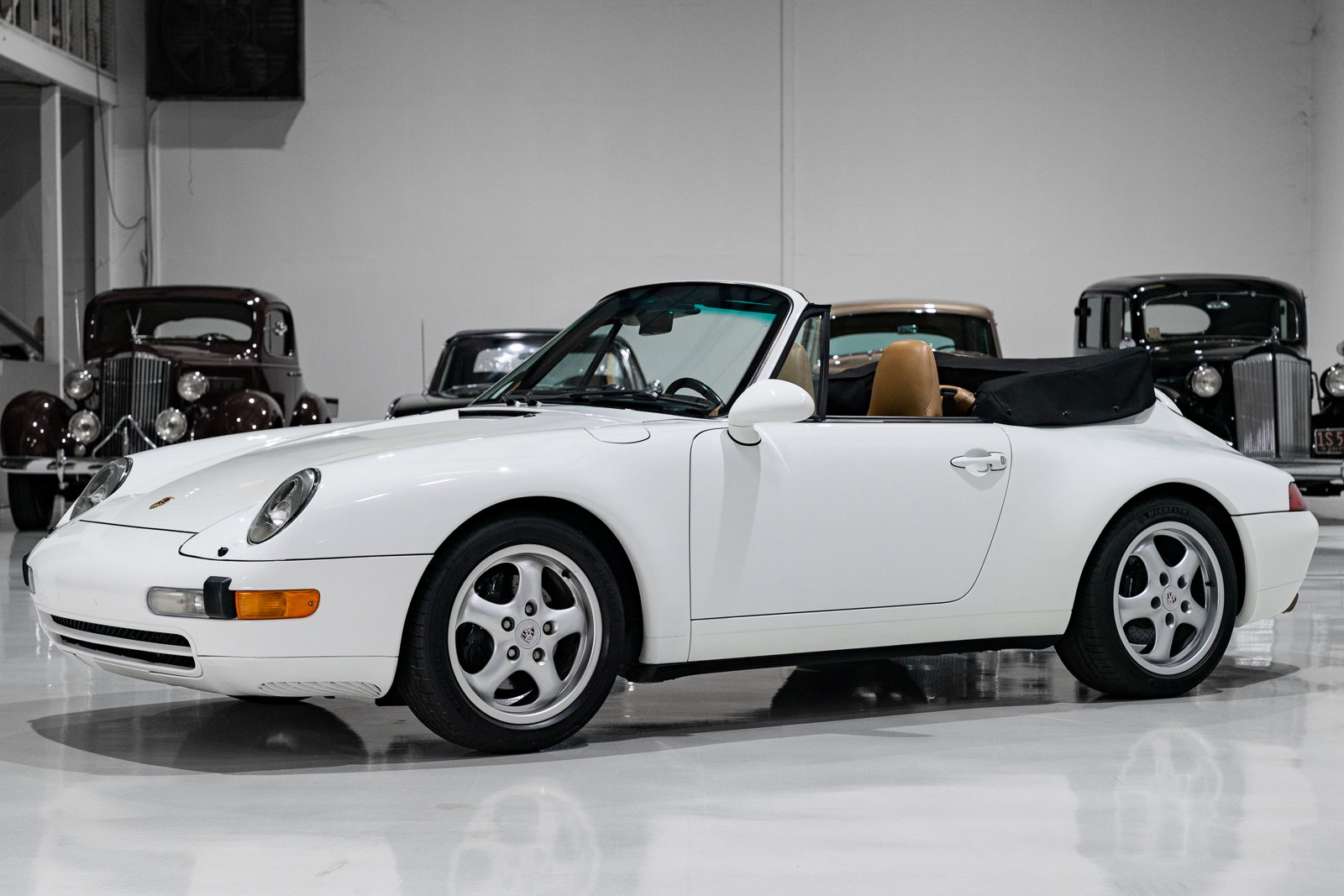 Porsche 993 Carrera 1996 - elferspot.com - Marketplace for Porsche