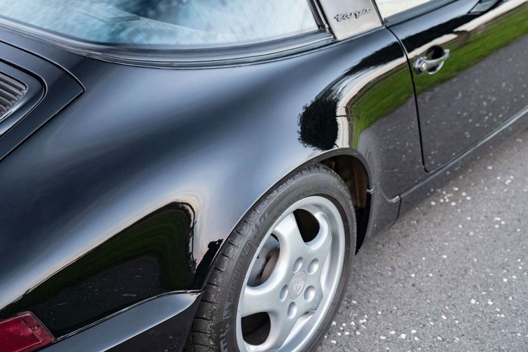 Porsche 964 Carrera 4