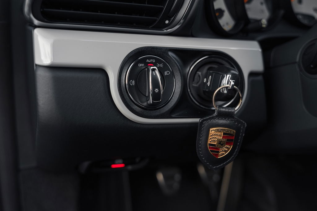 Porsche 991 GT3 Touring