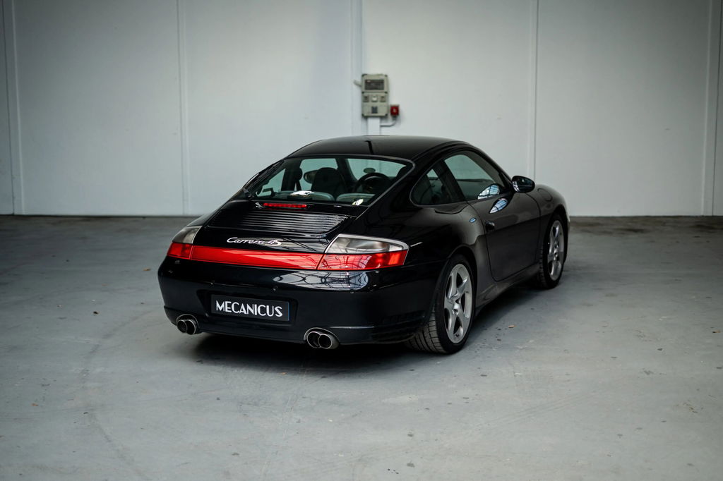 Porsche 996 Carrera 4S