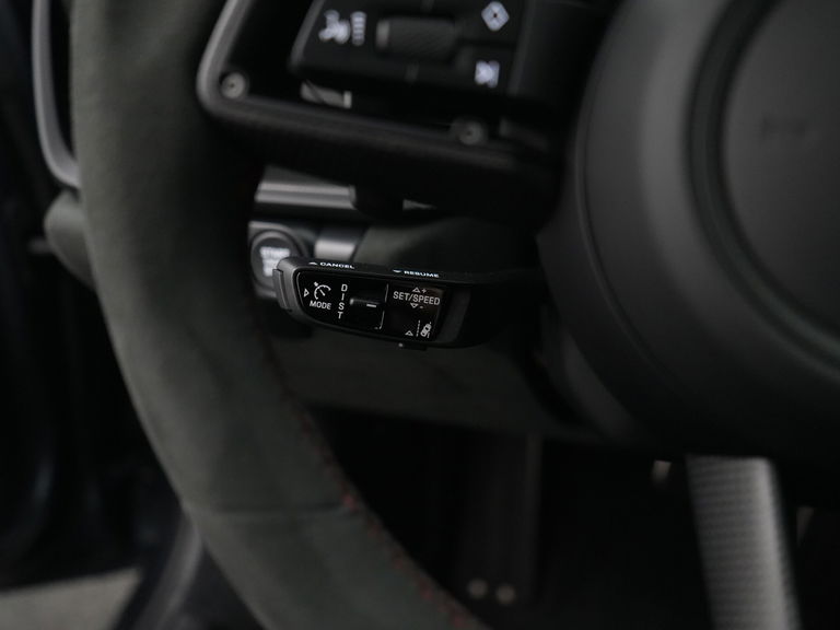 Porsche 992.2 Carrera GTS