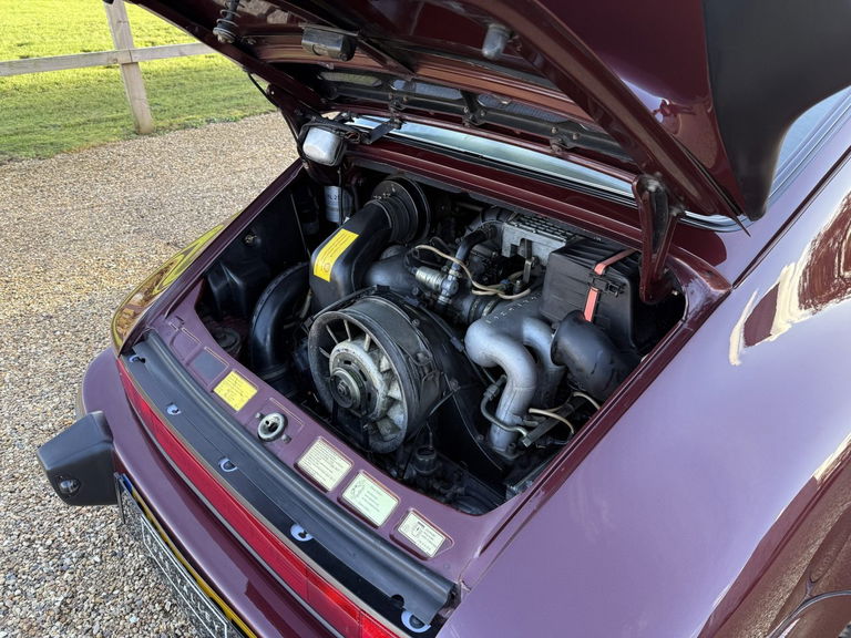 Porsche 911 Carrera 3.2