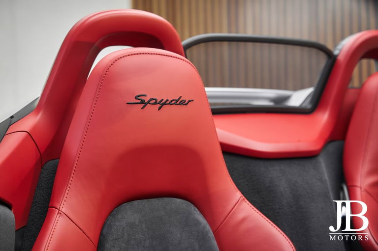 Porsche 981 Boxster Spyder