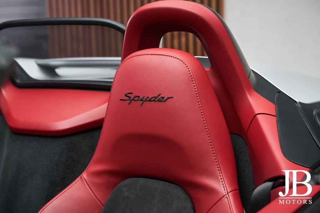 Porsche 981 Boxster Spyder