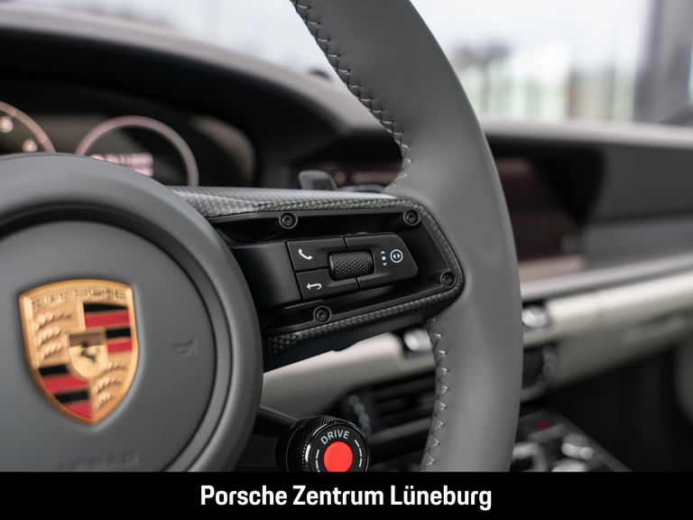 Porsche 992.2 Carrera 4 GTS