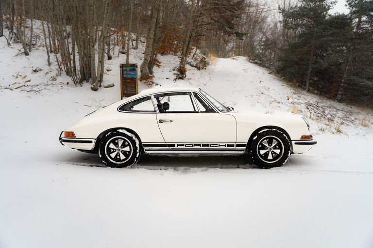 Porsche 911 E