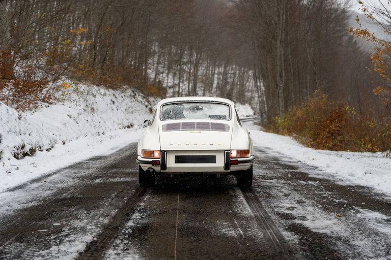 Porsche 911 E