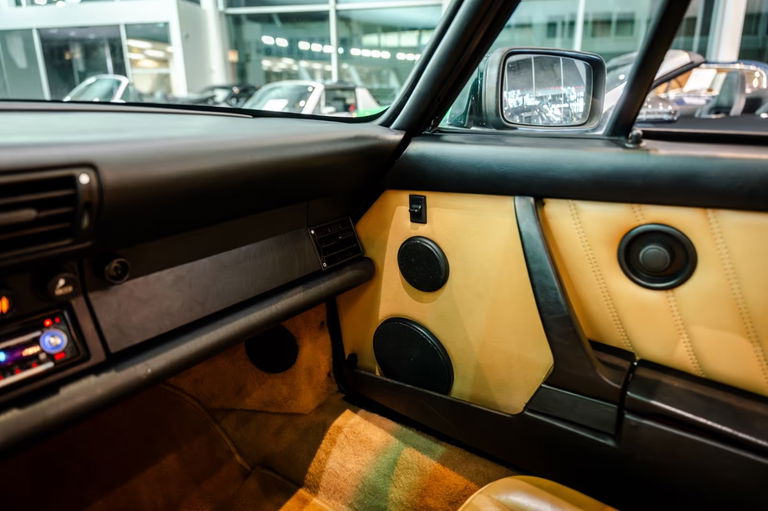 Porsche 964 Carrera 4