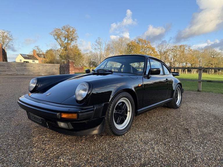 Porsche 911 Carrera 3.2