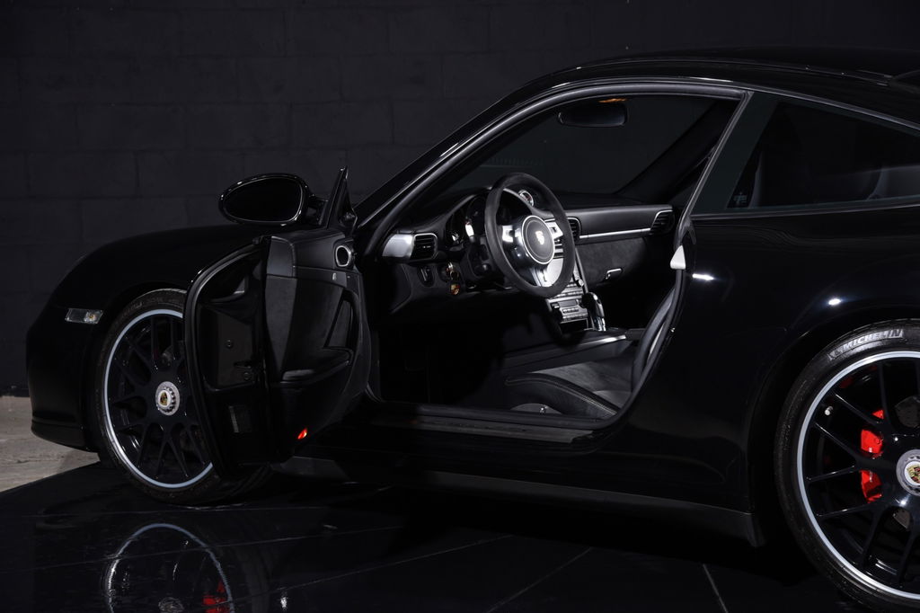 Porsche 997.2 Carrera GTS