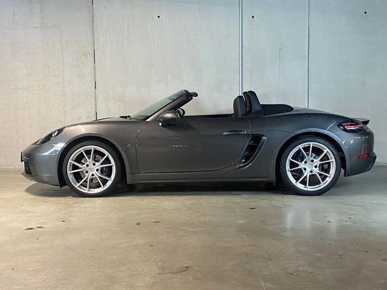 Porsche 718 Boxster