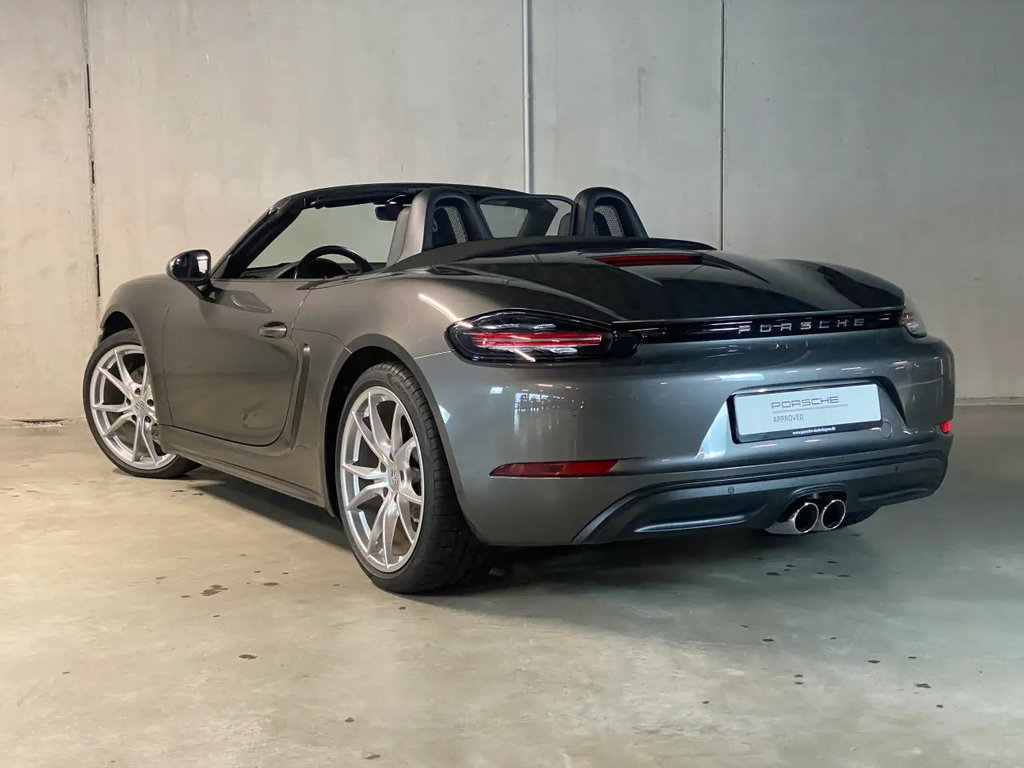 Porsche 718 Boxster