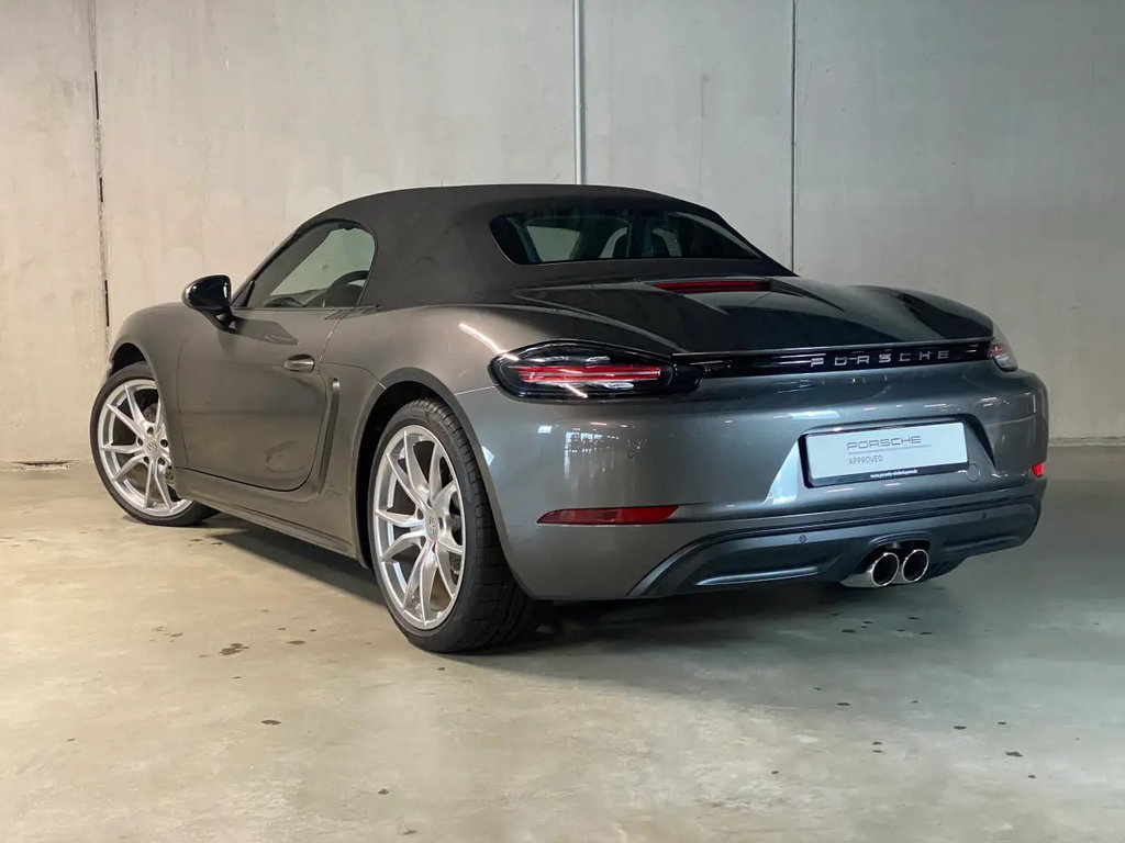 Porsche 718 Boxster