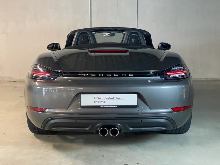 Porsche 718 Boxster