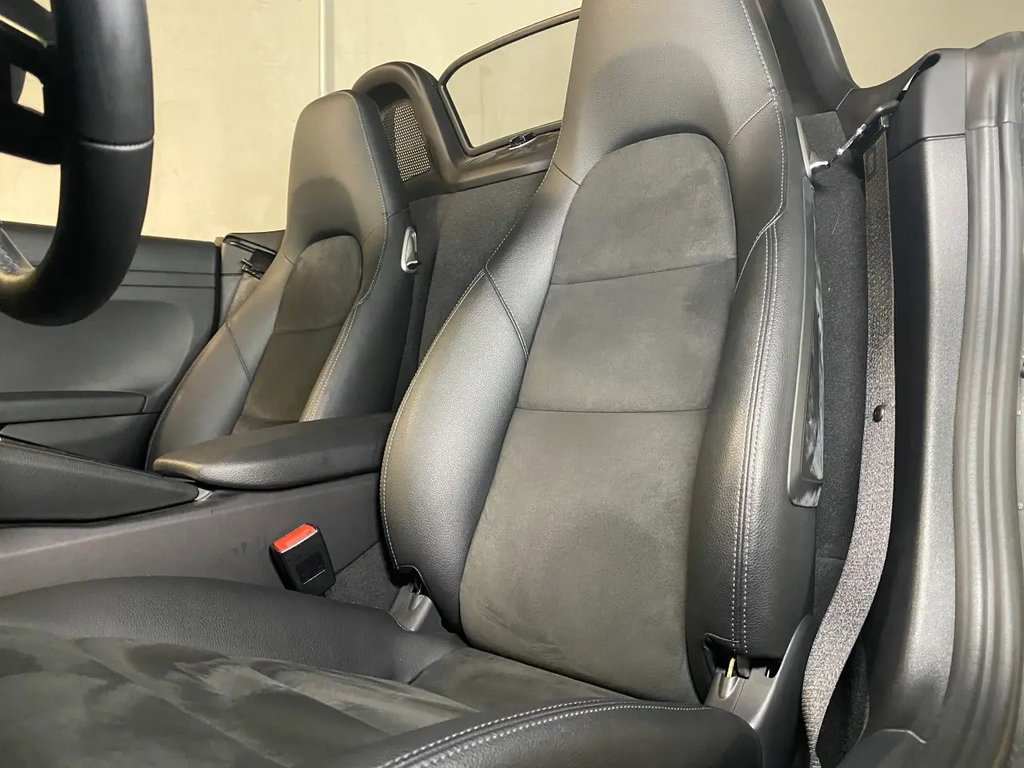 Porsche 718 Boxster