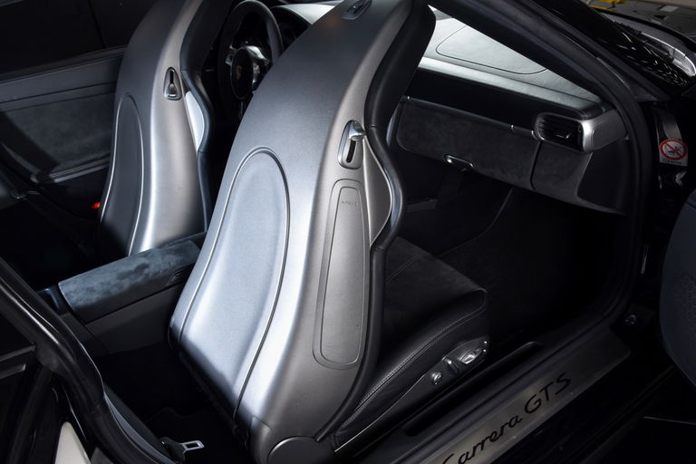 Porsche 997.2 Carrera GTS