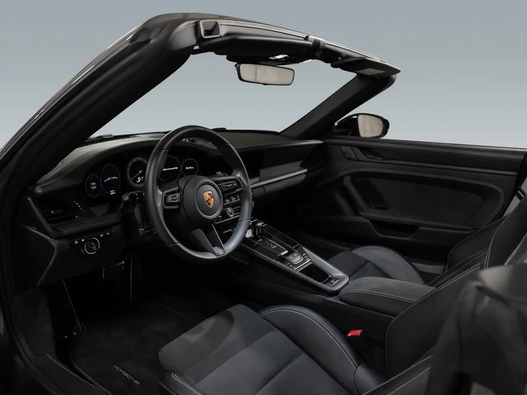 Porsche 992 Carrera GTS