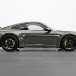 Porsche 992 Carrera 4 GTS