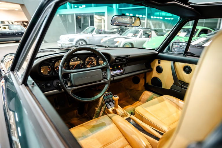 Porsche 964 Carrera 4