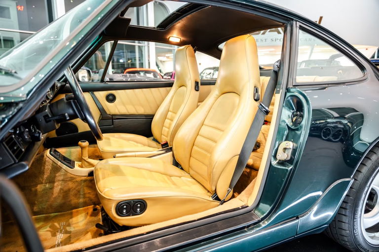 Porsche 964 Carrera 4