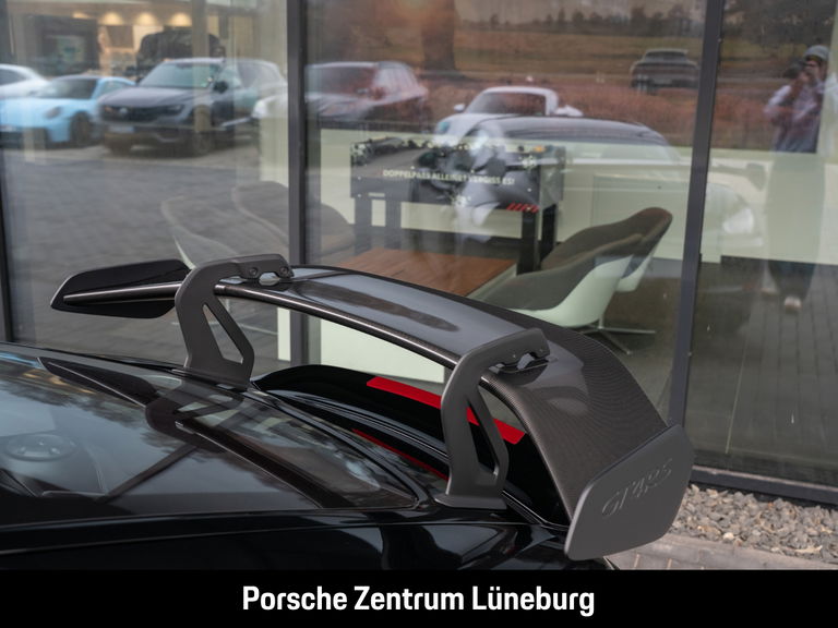 Porsche 718 Cayman GT4 RS