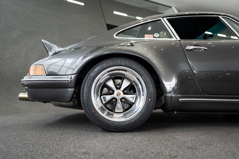 Porsche 911 Backdate