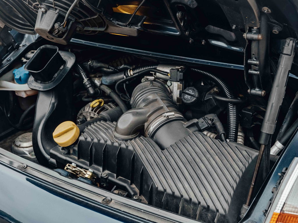 Porsche 996 Carrera 4