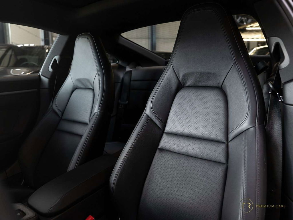 Porsche 992.2 Carrera