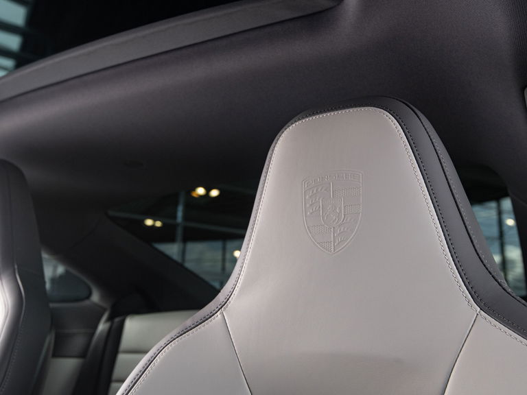 Porsche 992.2 Carrera