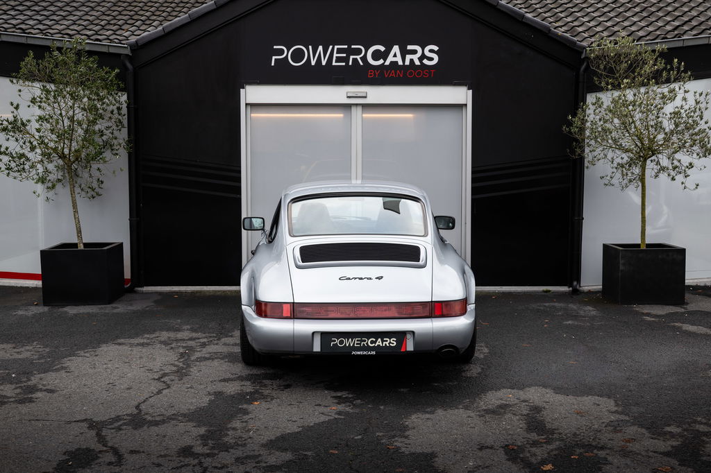 Porsche 964 Carrera 4