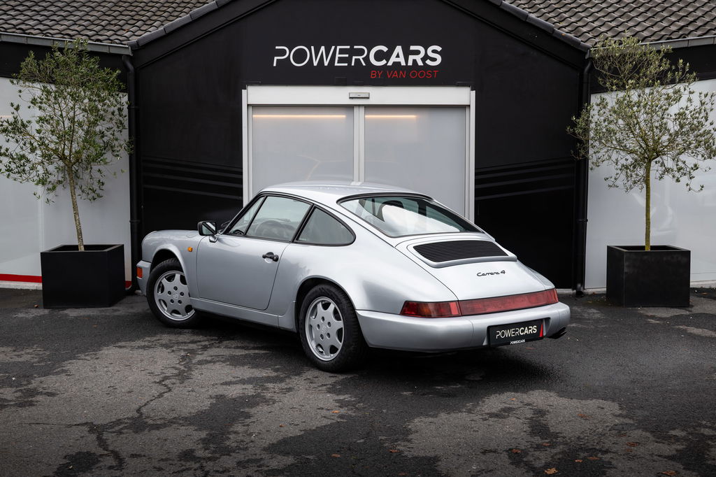 Porsche 964 Carrera 4