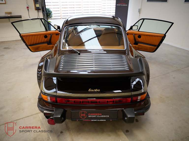 Porsche 911 Turbo 3.3