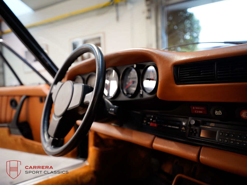 Porsche 911 Turbo 3.3