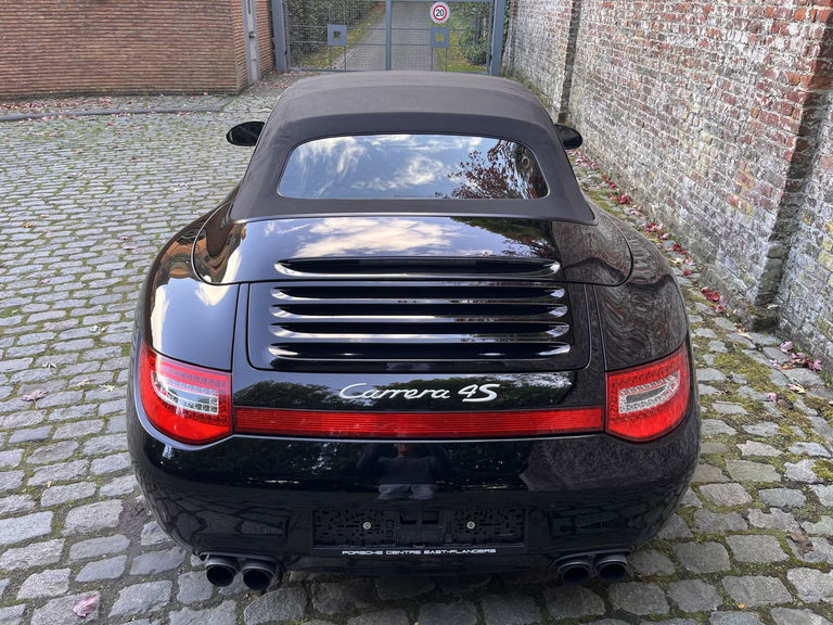 Porsche 997.2 Carrera 4S