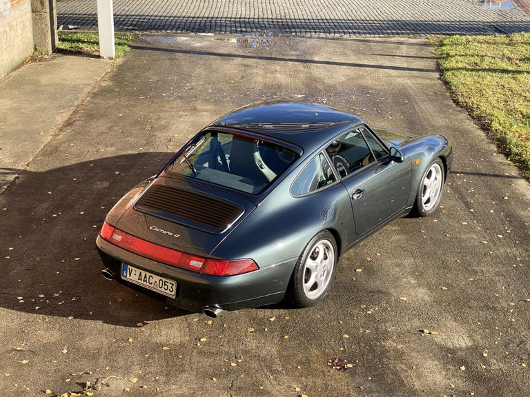Porsche 993 Carrera 4