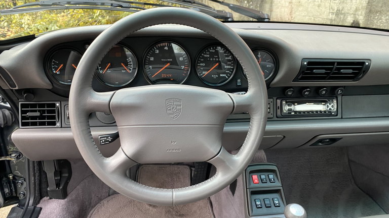 Porsche 993 Carrera 4