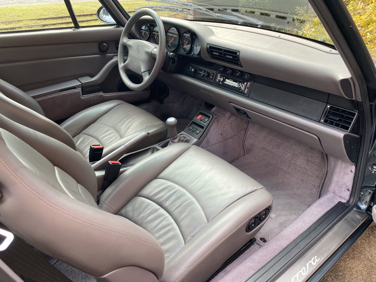 Porsche 993 Carrera 4