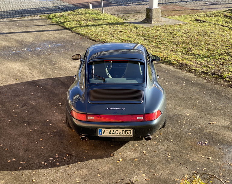 Porsche 993 Carrera 4