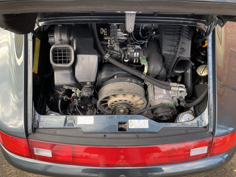 Porsche 993 Carrera 4