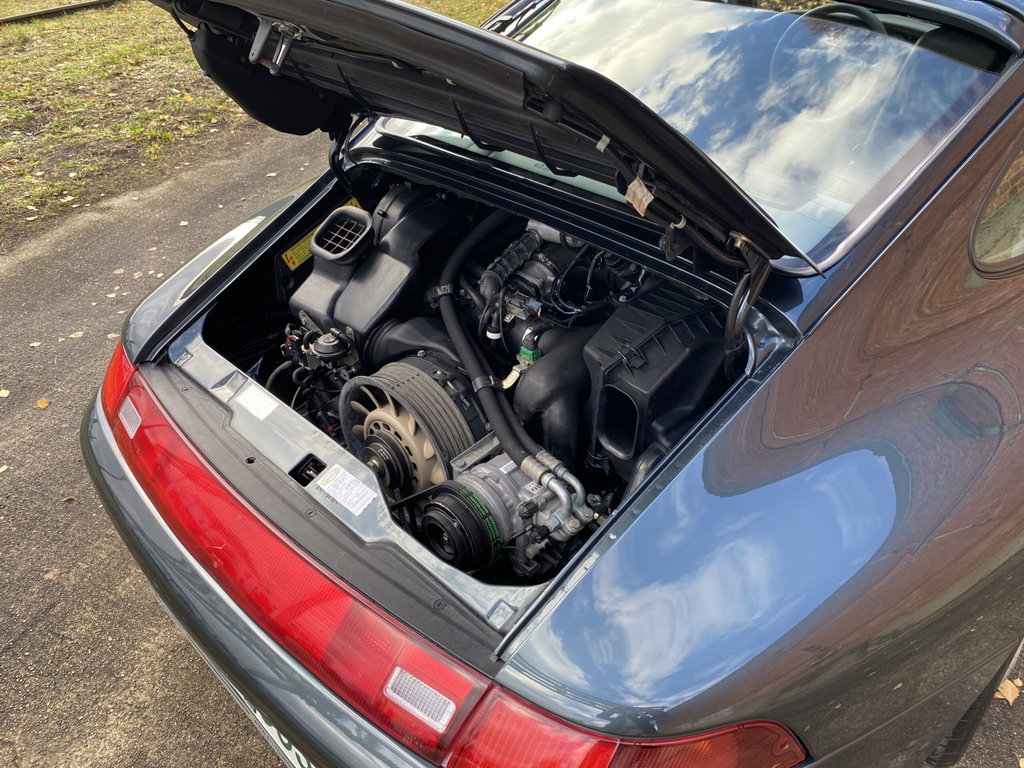 Porsche 993 Carrera 4