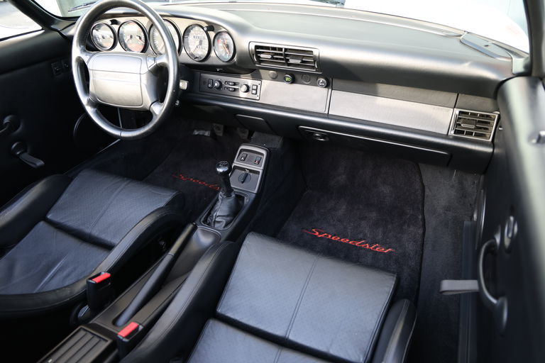 Porsche 964 Carrera 2 Speedster