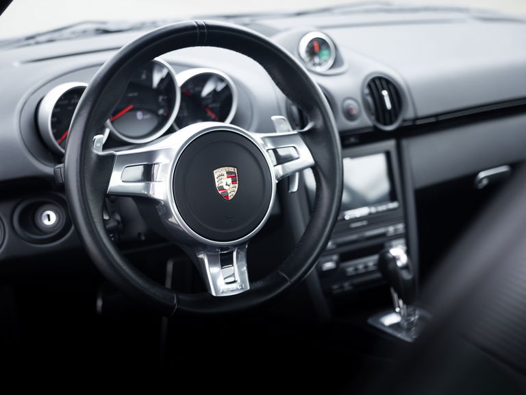 Porsche 987 Cayman R