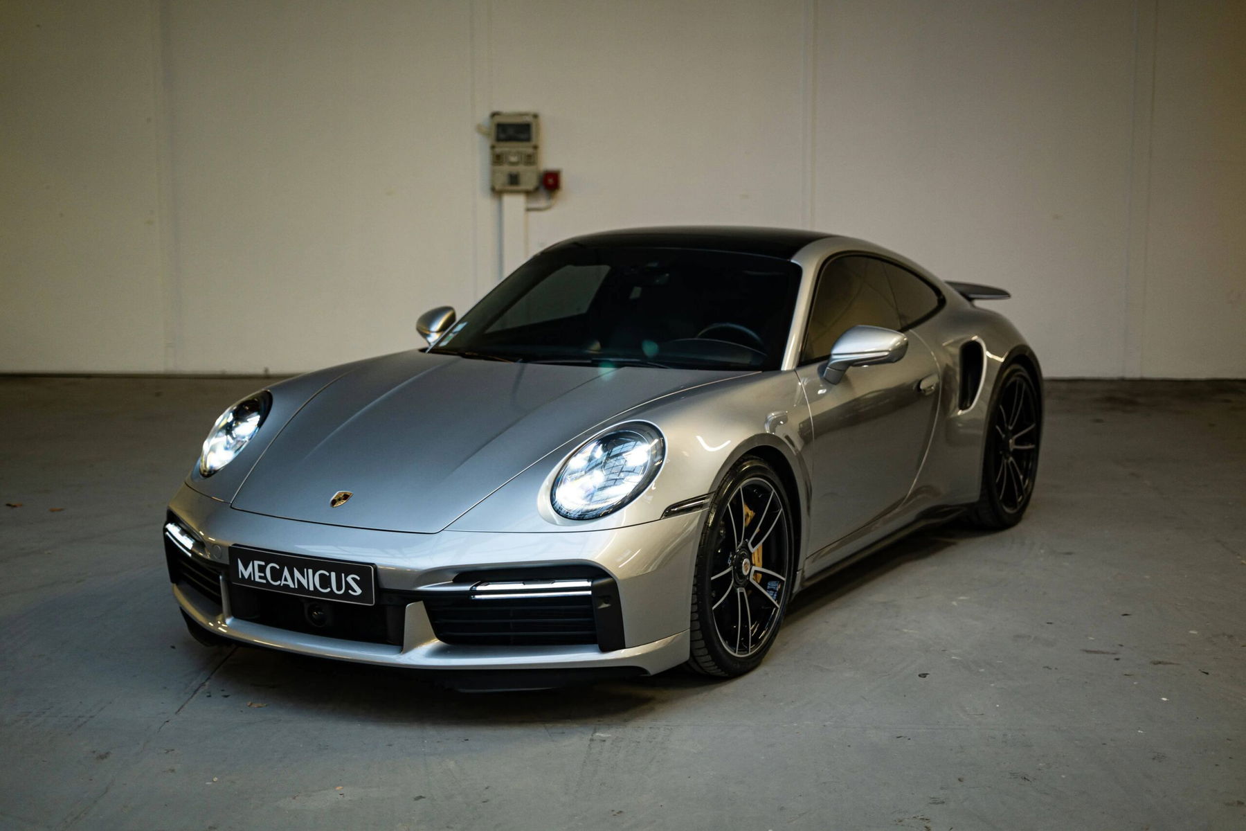 Batch Stovez シルバー Porsche 992 Turbo S 2020 - elferspot.com - Marketplace for Porsche
