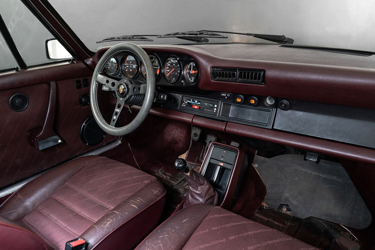 Porsche 911 Carrera 3.2