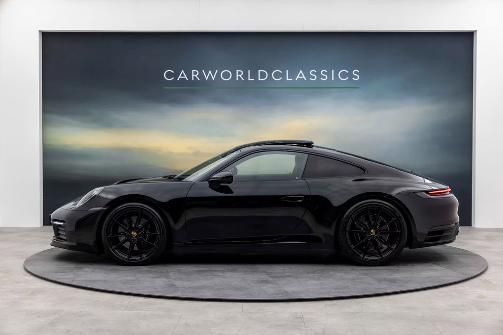 Porsche 992 Carrera 4S