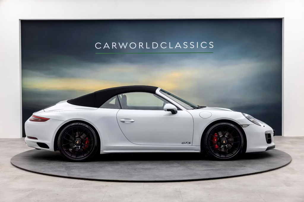 Porsche 991.2 Carrera GTS