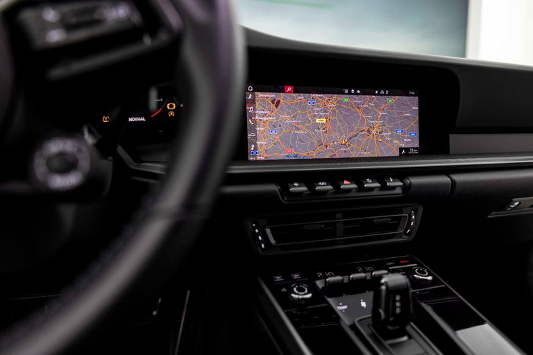 Porsche 992 Carrera 4S