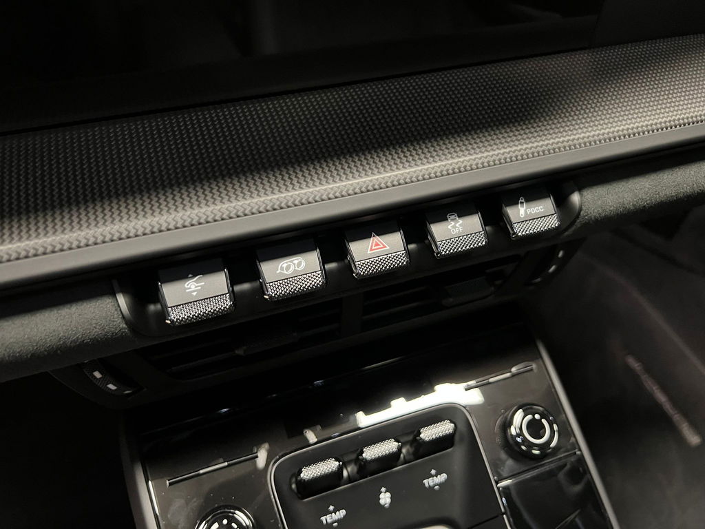 Porsche 992.2 Carrera GTS