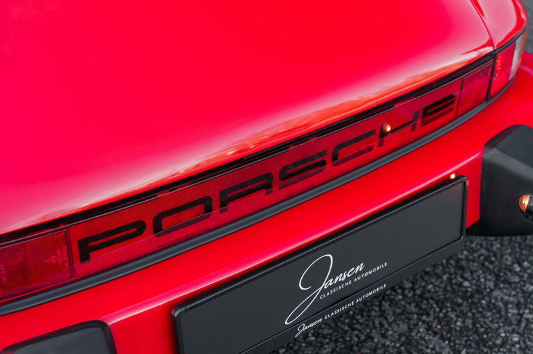 Porsche 911 Carrera 3.0