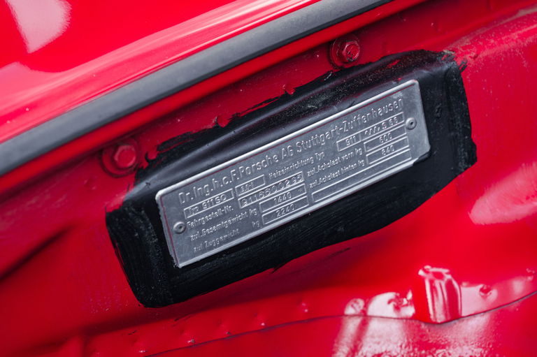 Porsche 911 Carrera 3.0